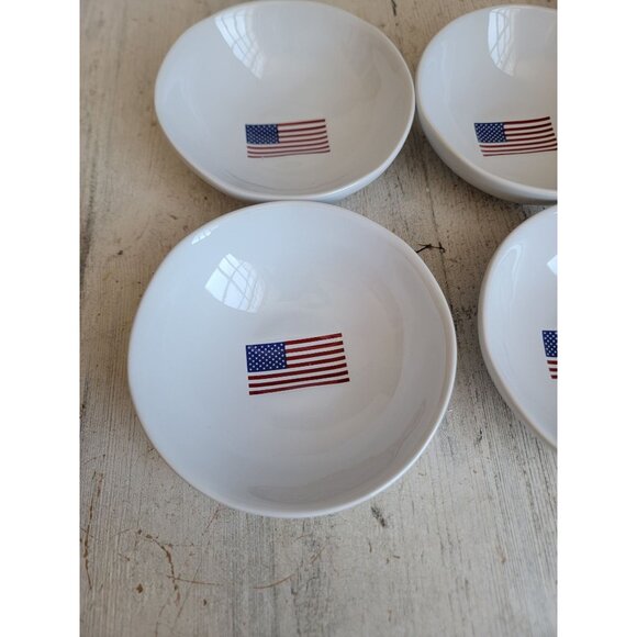 Williams-Sonoma white patriotic American flag‎ bowl set kitchen decor - Picture 2 of 6